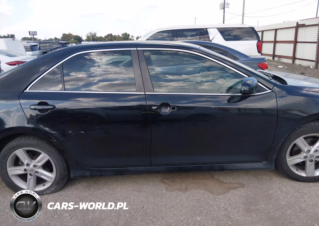 2013 Toyota Camry Se VIN:4T1BF1FK4DU237719 - 13