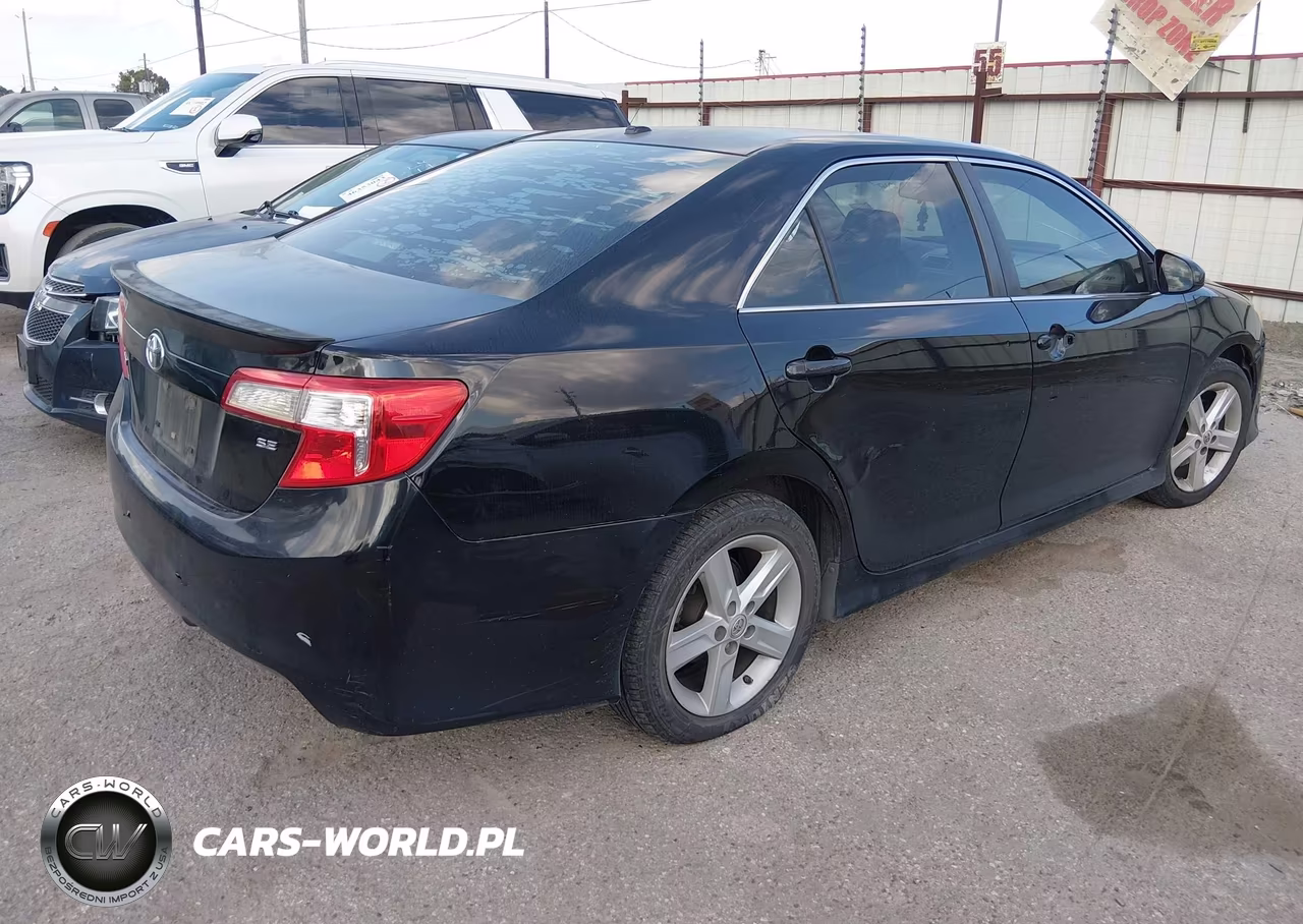 2013 Toyota Camry Se VIN:4T1BF1FK4DU237719 - 4