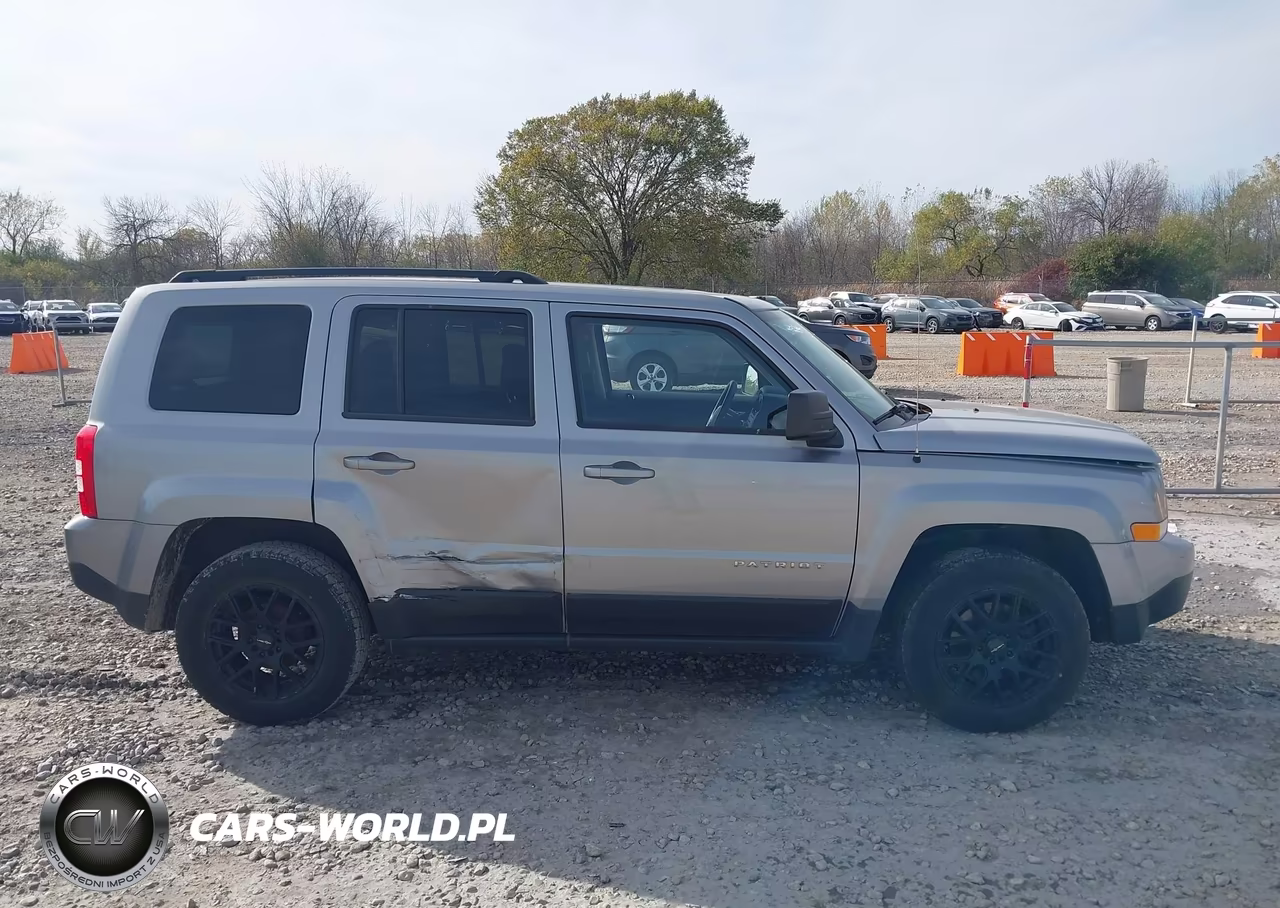 2015 Jeep Patriot Sport VIN:1C4NJPBB6FD387486 - 13