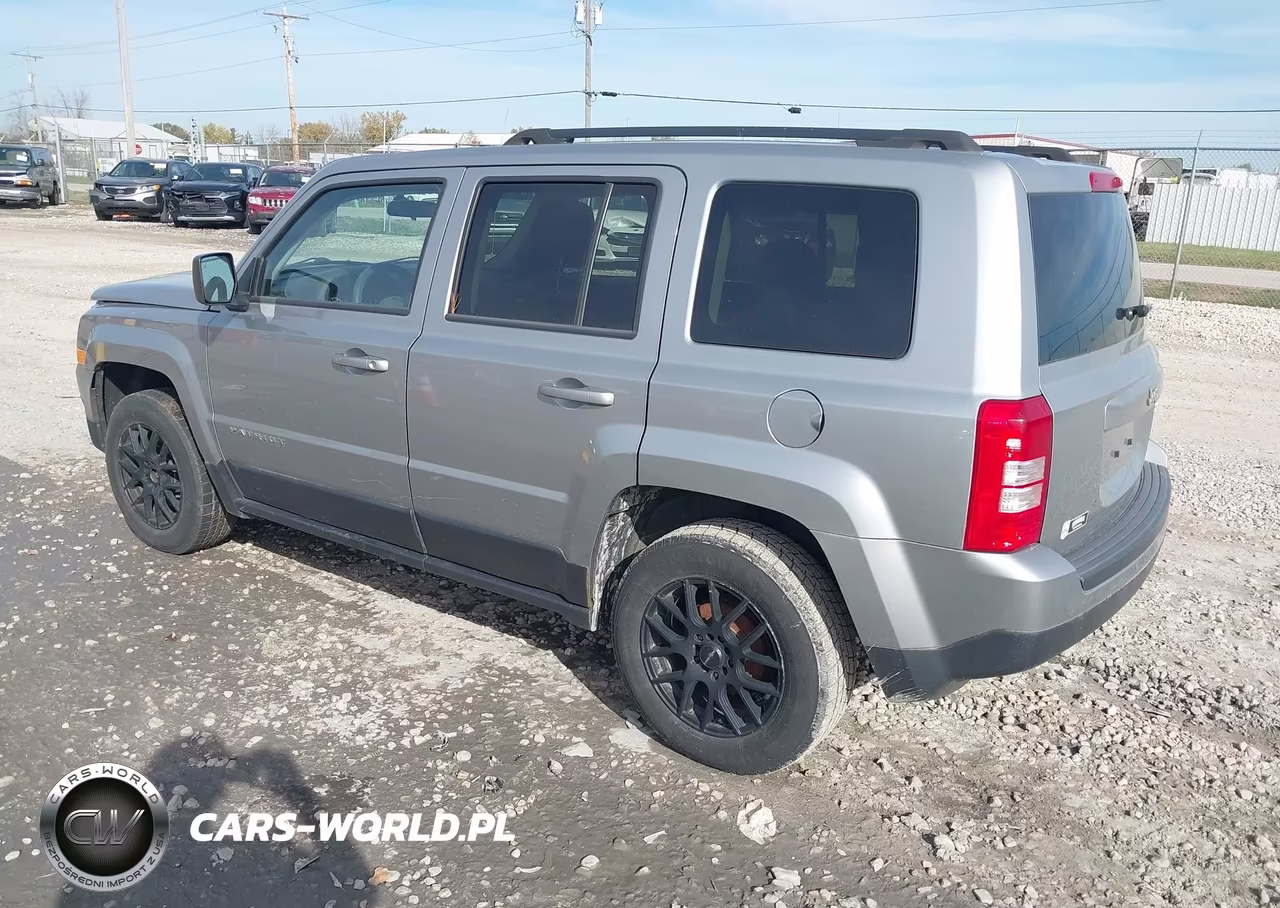 2015 Jeep Patriot Sport VIN:1C4NJPBB6FD387486 - 3