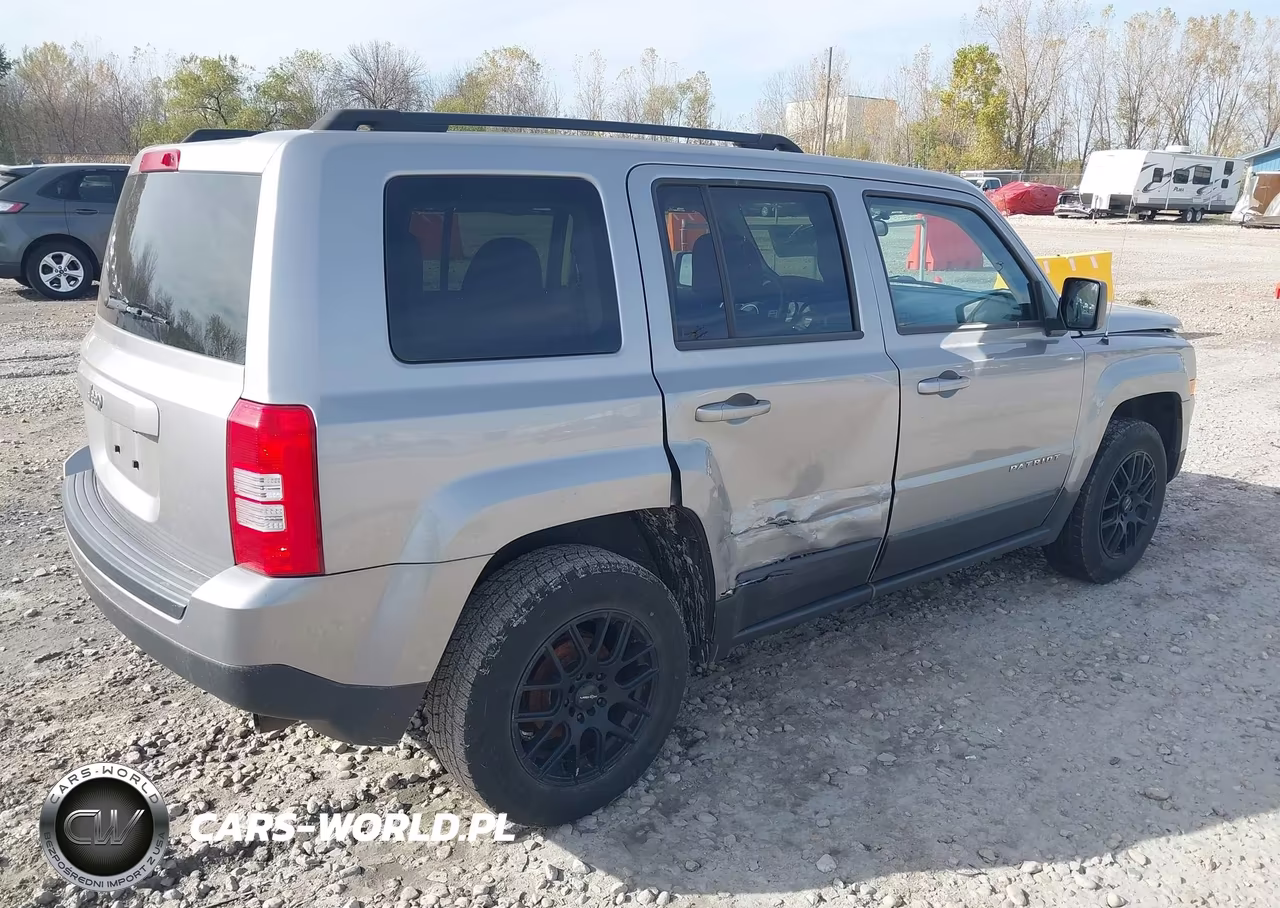 2015 Jeep Patriot Sport VIN:1C4NJPBB6FD387486 - 4