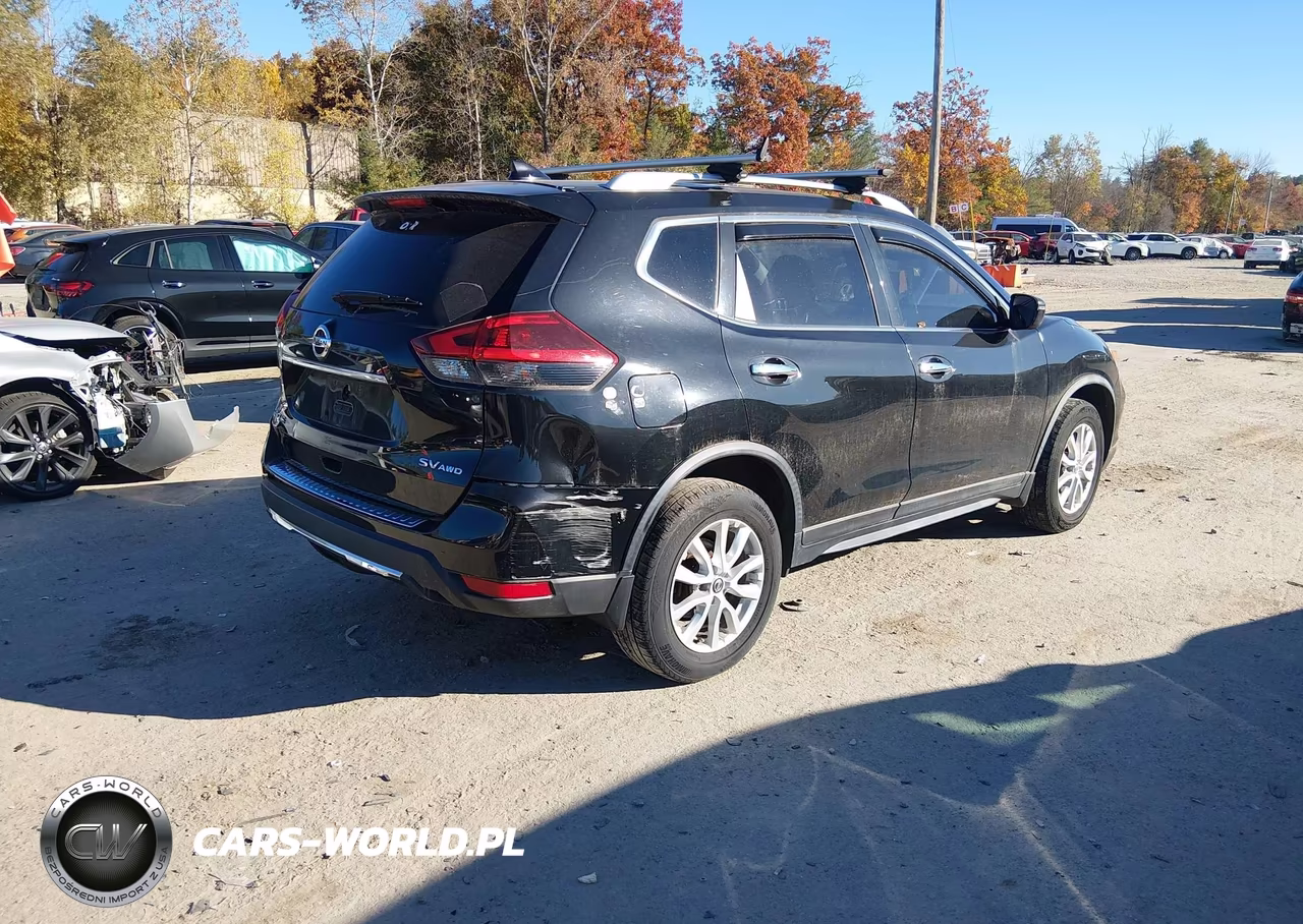 2018 Nissan Rogue Sv VIN:JN8AT2MV4JW312144 - 4