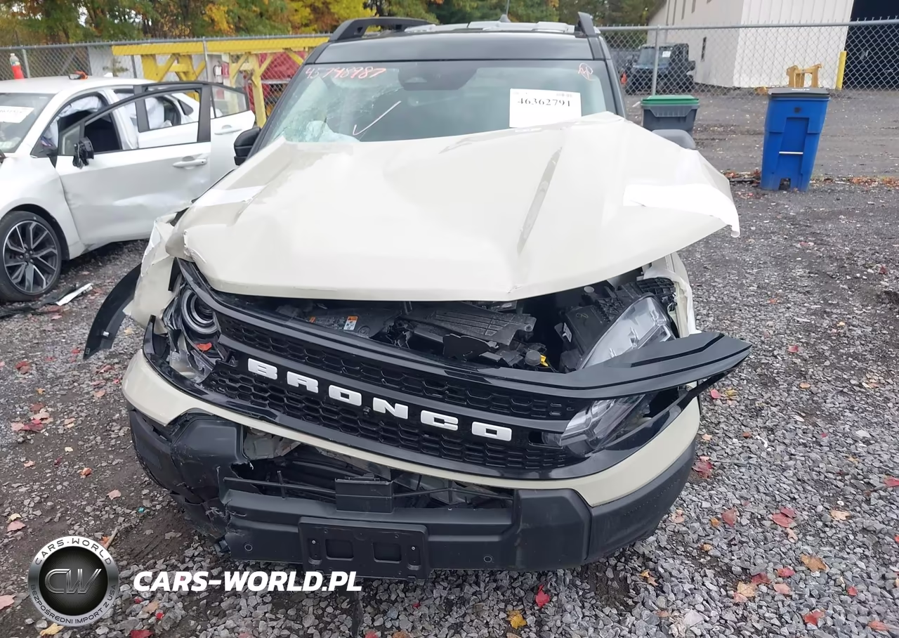 2025 Ford Bronco Sport Outer Banks VIN:3FMCR9CN0SRF68438 - 19