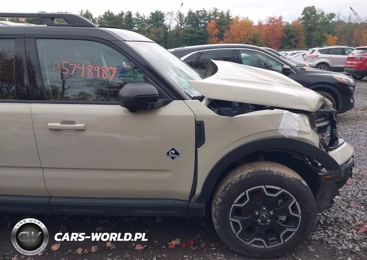 2025 Ford Bronco Sport Outer Banks VIN:3FMCR9CN0SRF68438 - 6