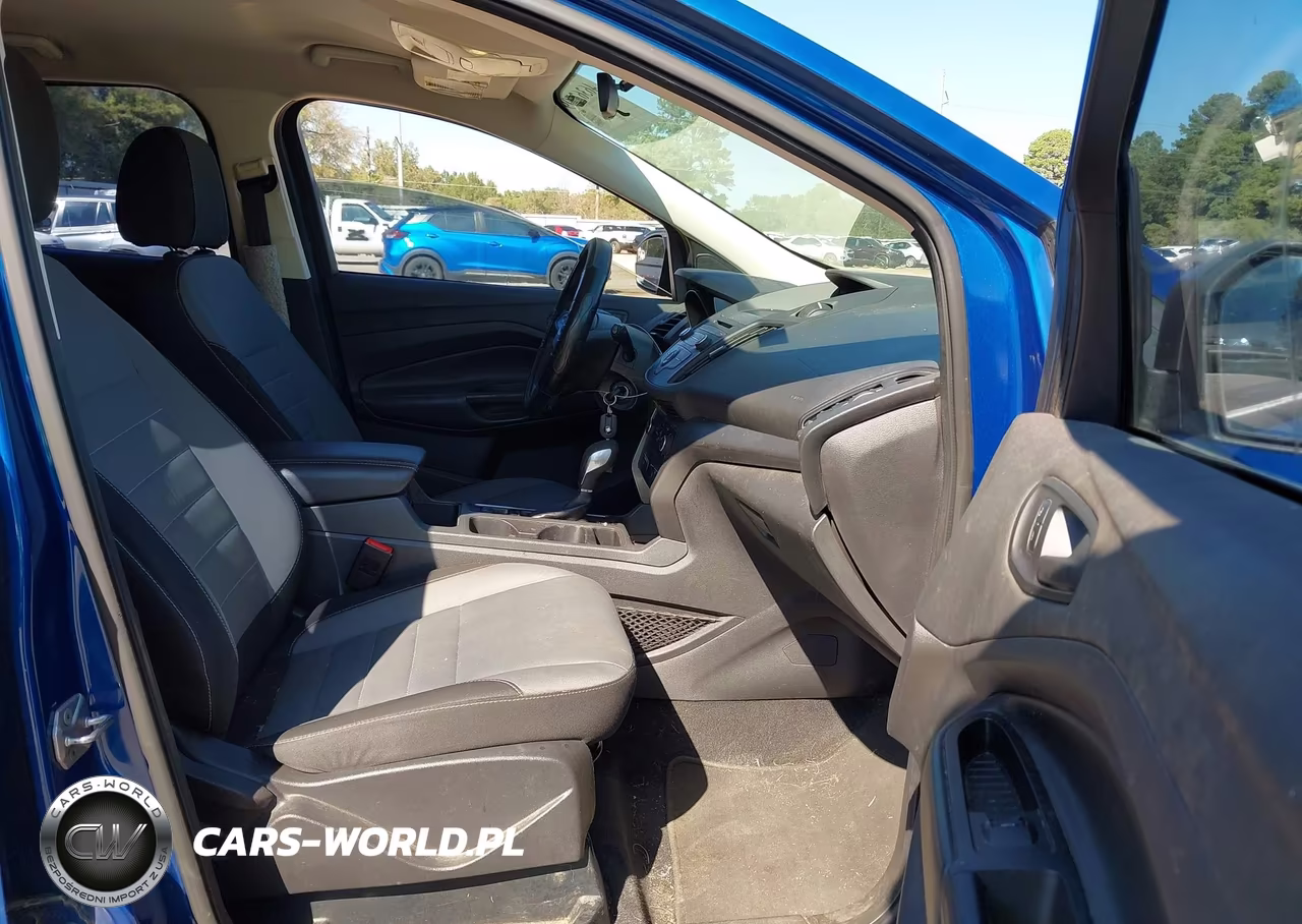 2017 Ford Escape S VIN:1FMCU0F73HUC00215 - 5
