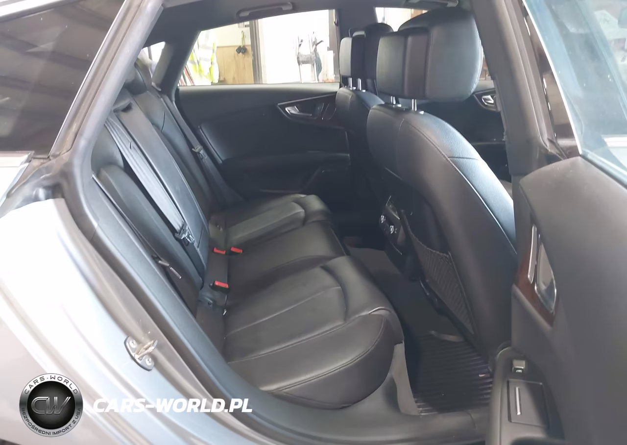 2018 Audi A7 3.0T Premium Plus VIN:WAUW3BFC4JN008084 - 8