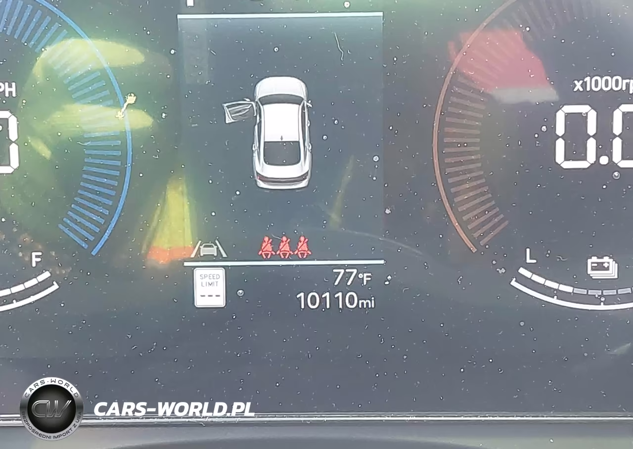 2026 Hyundai Sonata Hybrid Blue VIN:KMHL24JJXTA160807 - 16