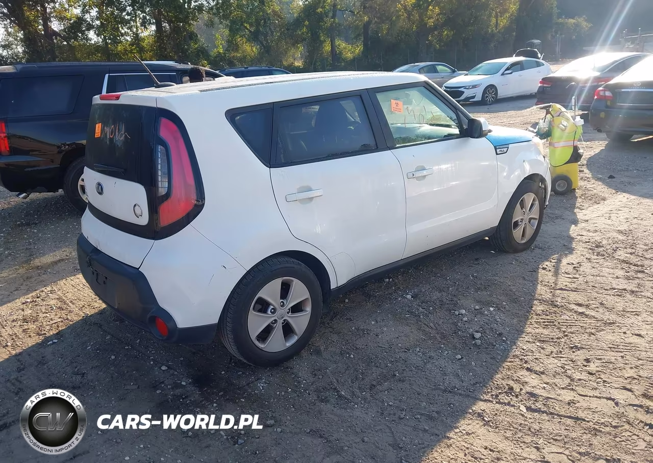 2016 Kia Soul VIN:KNDJN2A28G7378702 - 4