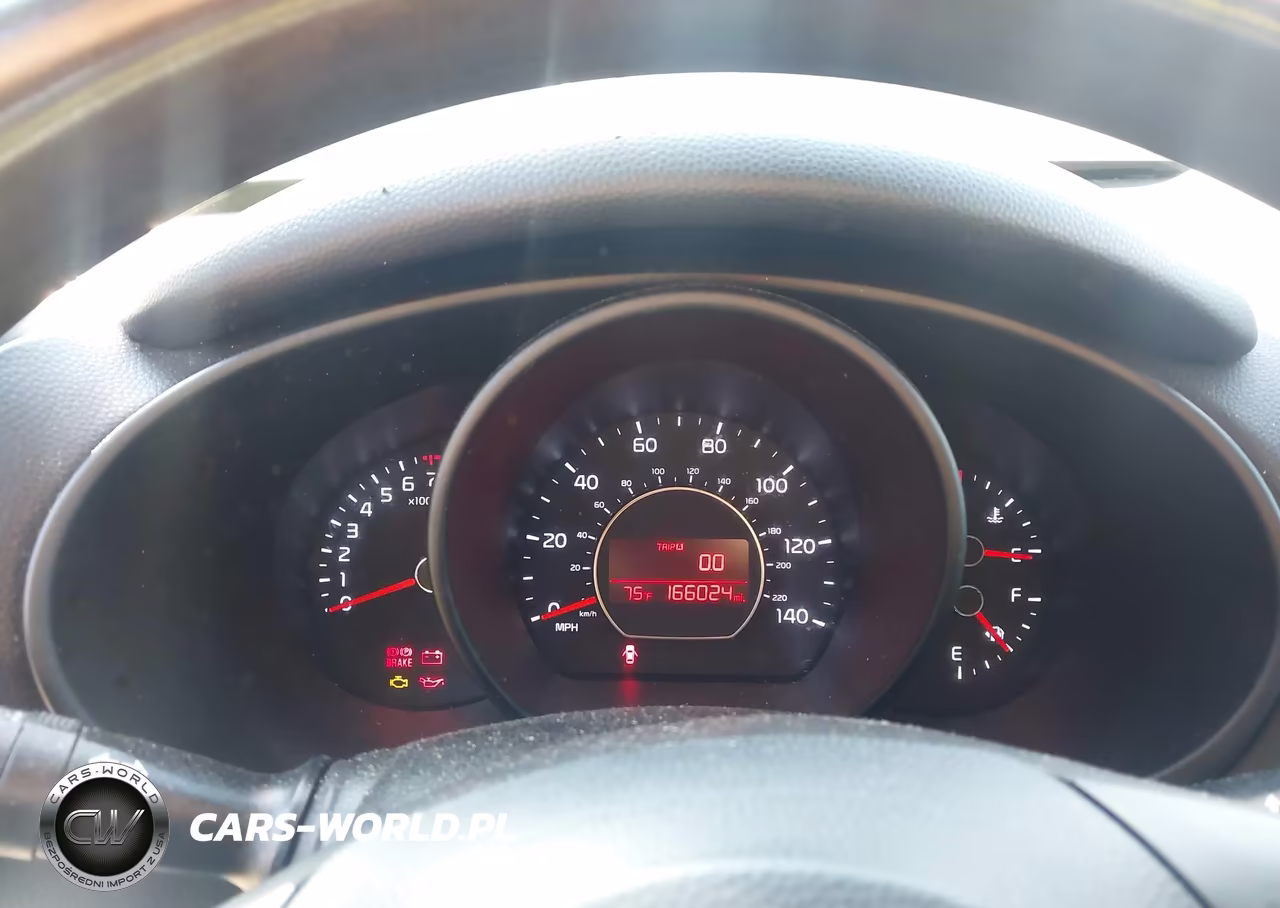 2016 Kia Soul VIN:KNDJN2A28G7378702 - 7