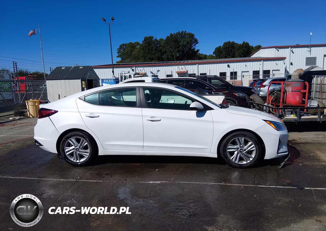 2020 Hyundai Elantra Sel VIN:5NPD84LF7LH568674 - 13