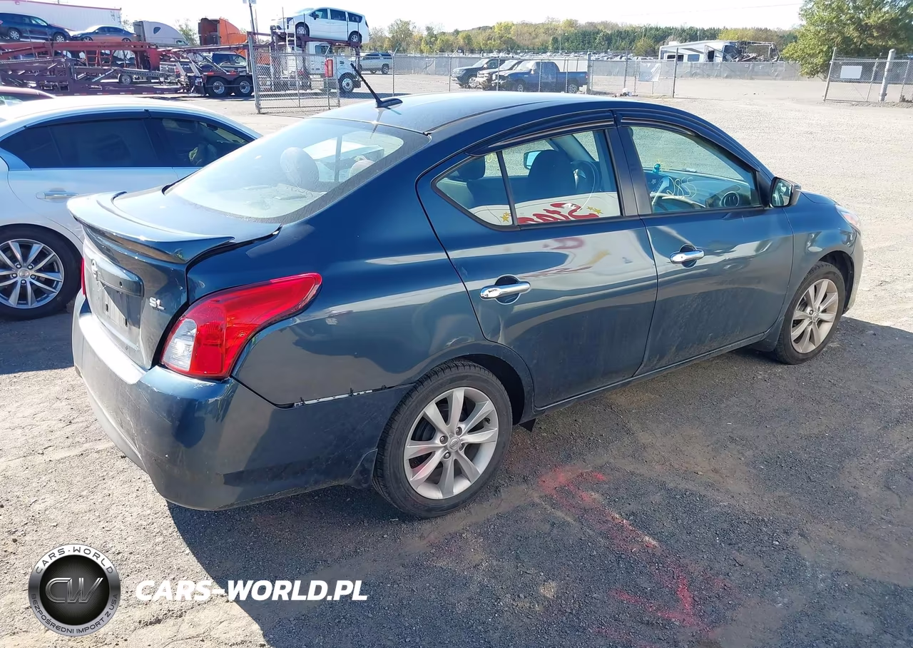 2017 Nissan Versa 1.6 Sl VIN:3N1CN7AP2HL886441 - 4
