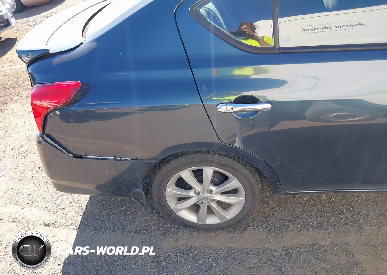 2017 Nissan Versa 1.6 Sl VIN:3N1CN7AP2HL886441 - 6