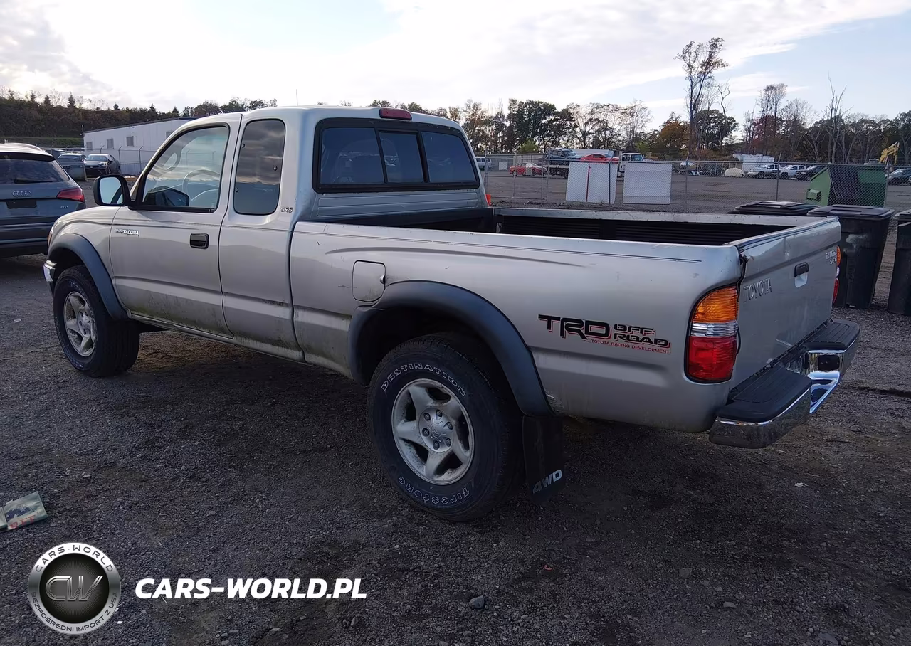 2002 Toyota Tacoma Base V6 VIN:5TEWN72N52Z110087 - 3