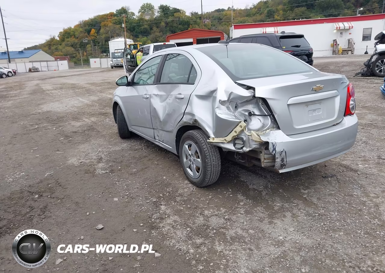 2016 Chevrolet Sonic Ls Auto VIN:1G1JA5SG3G4127751 - 3