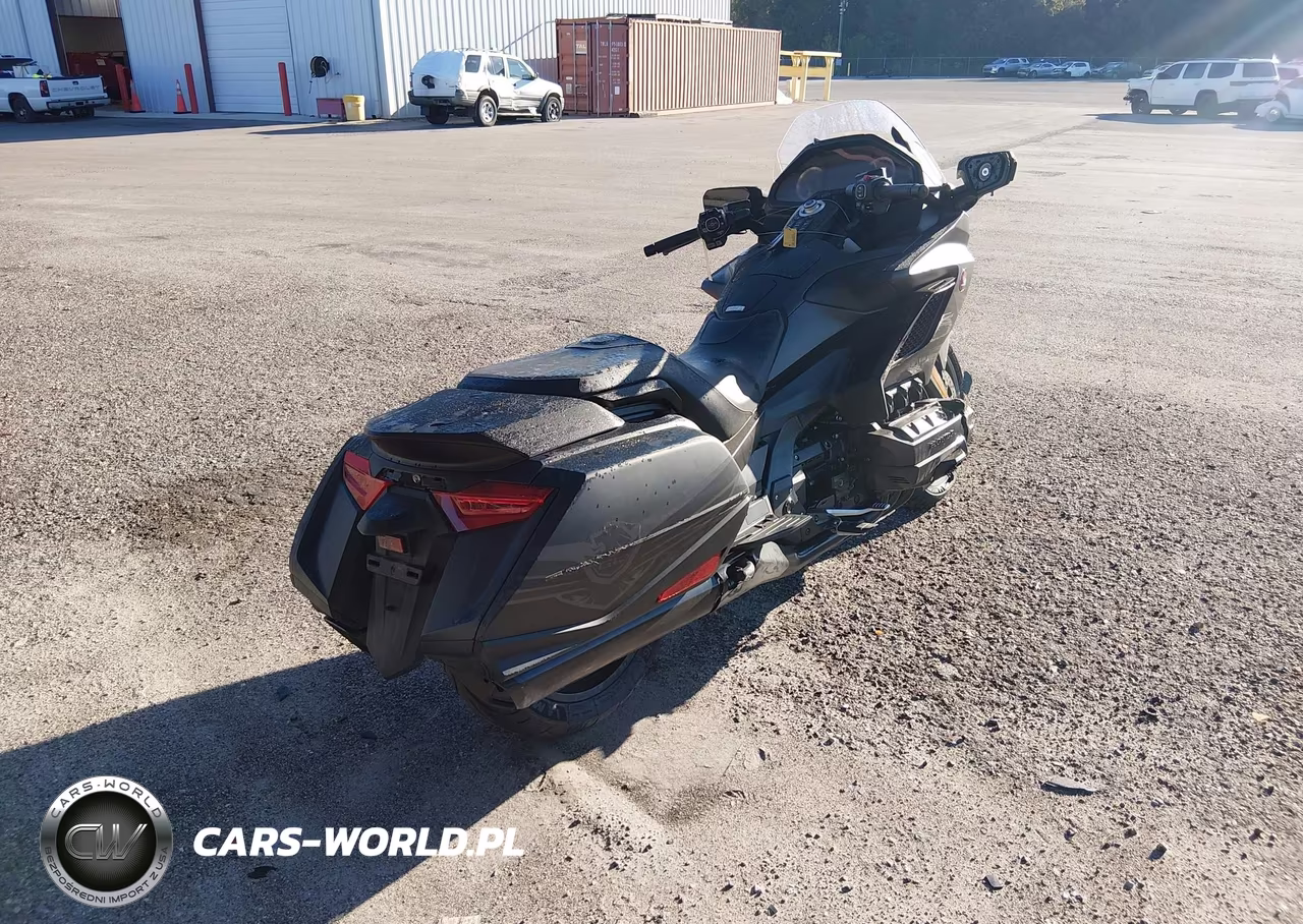 2025 Honda Gl1800 B VIN:JH2SC7913SK700114 - 4