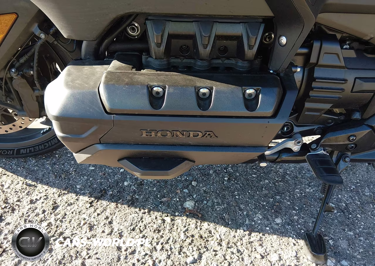 2025 Honda Gl1800 B VIN:JH2SC7913SK700114 - 9