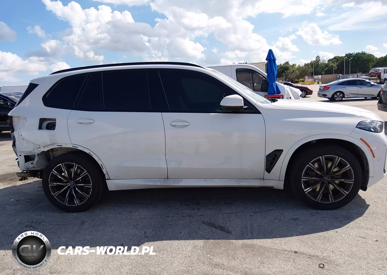 2026 BMW X5 xDrive40I VIN:5UX23EU02T9346458 - 14