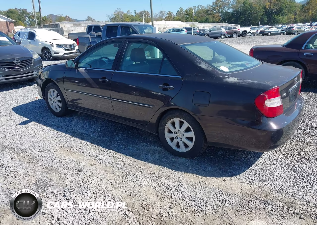 2004 Toyota Camry Xle VIN:4T1BE32KX4U882251 - 3