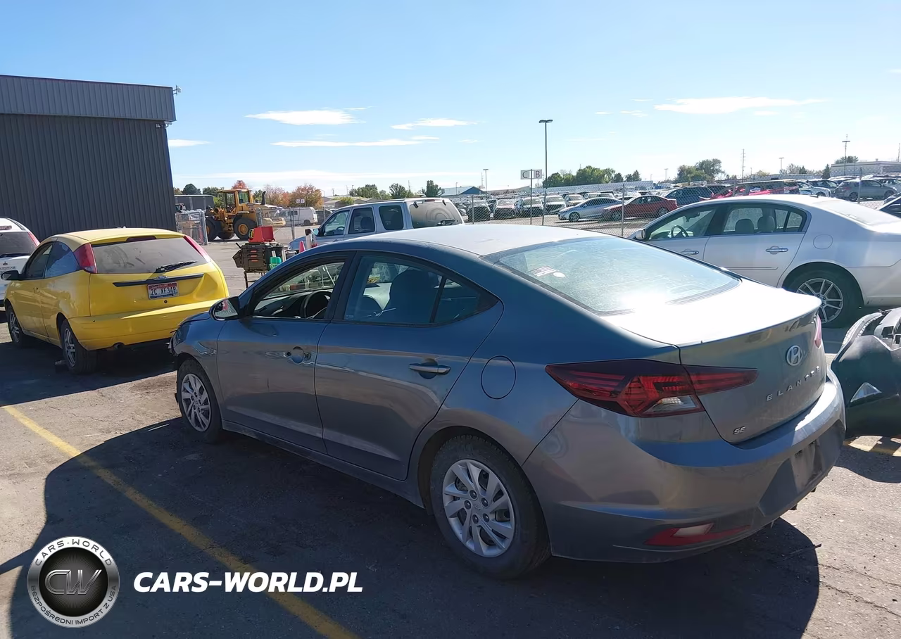 2019 Hyundai Elantra Se VIN:5NPD74LF4KH444363 - 3