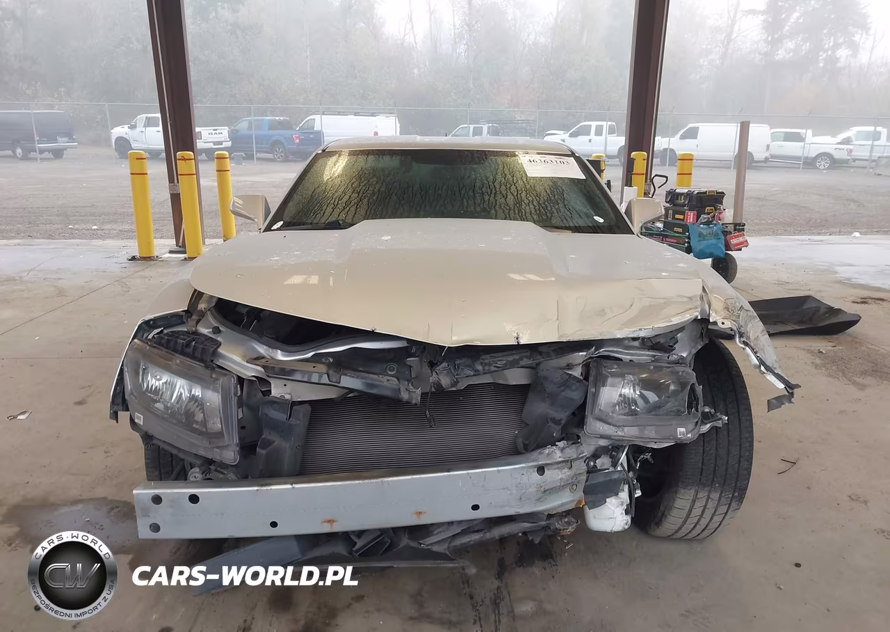 2015 Chevrolet Camaro 1Ls VIN:2G1FA1E33F9105400 - 13