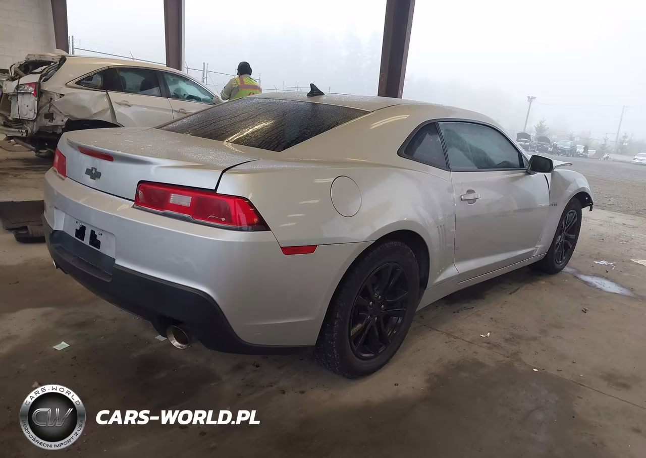 2015 Chevrolet Camaro 1Ls VIN:2G1FA1E33F9105400 - 4