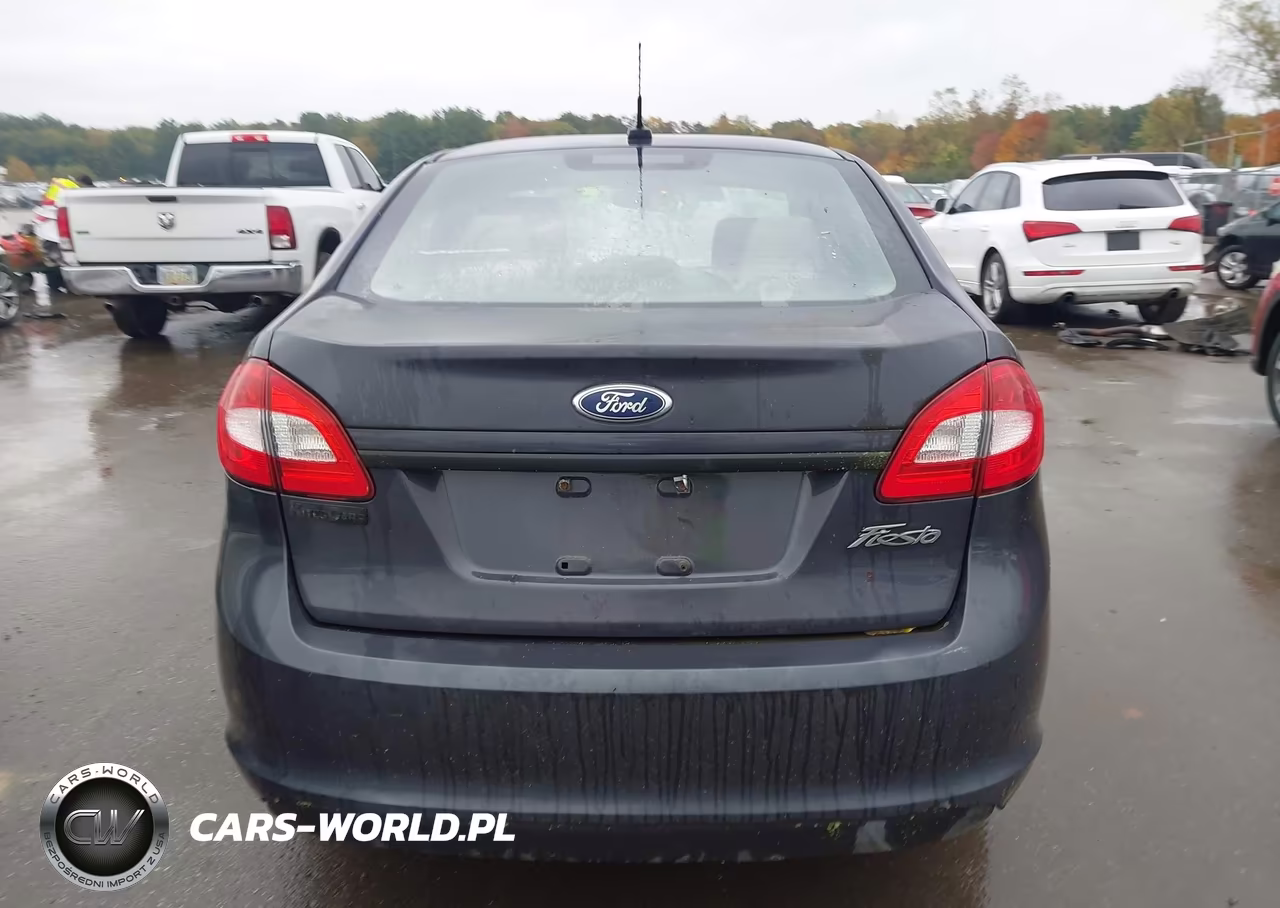 2013 Ford Fiesta S VIN:3FADP4AJ4DM131906 - 16
