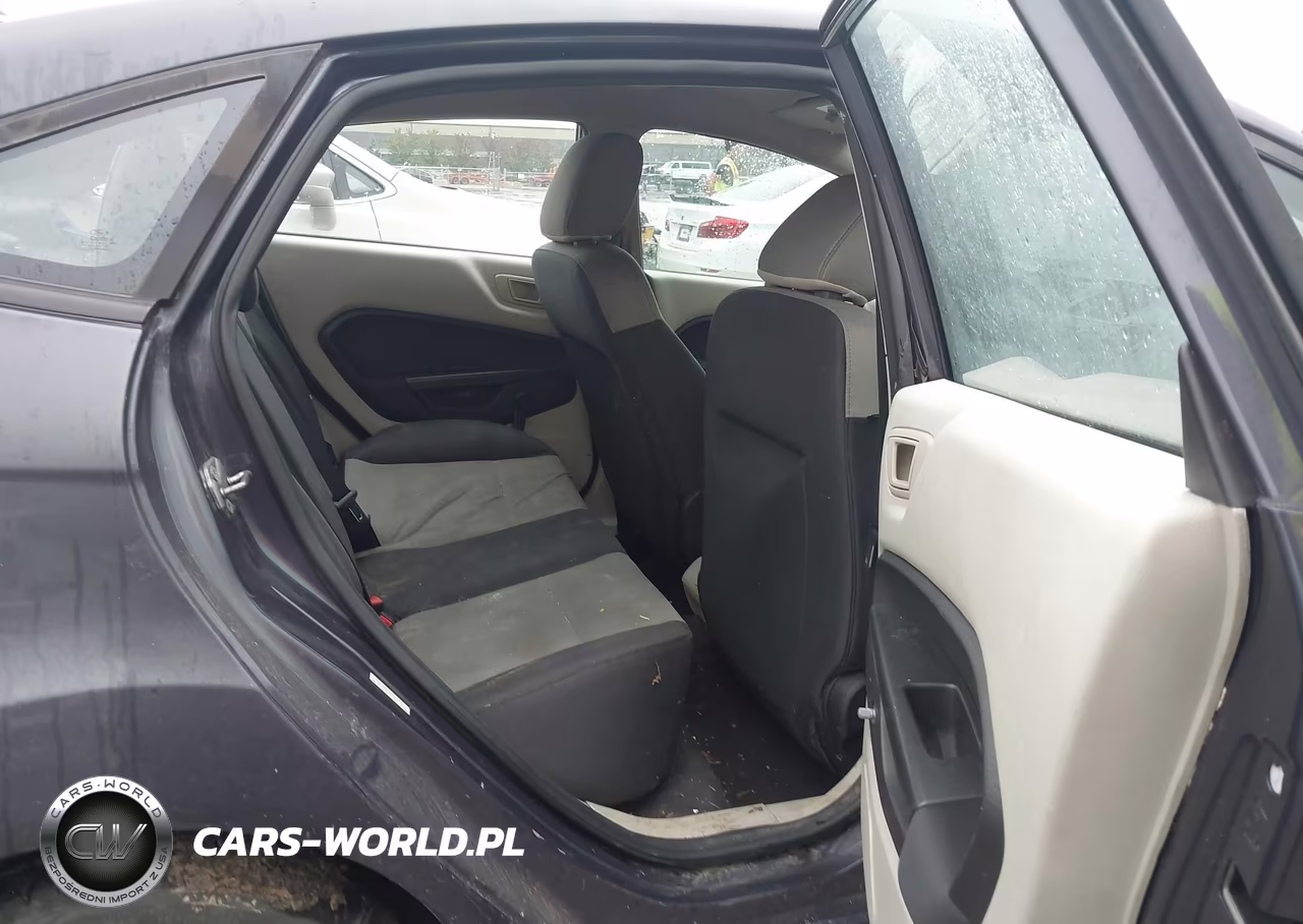 2013 Ford Fiesta S VIN:3FADP4AJ4DM131906 - 8