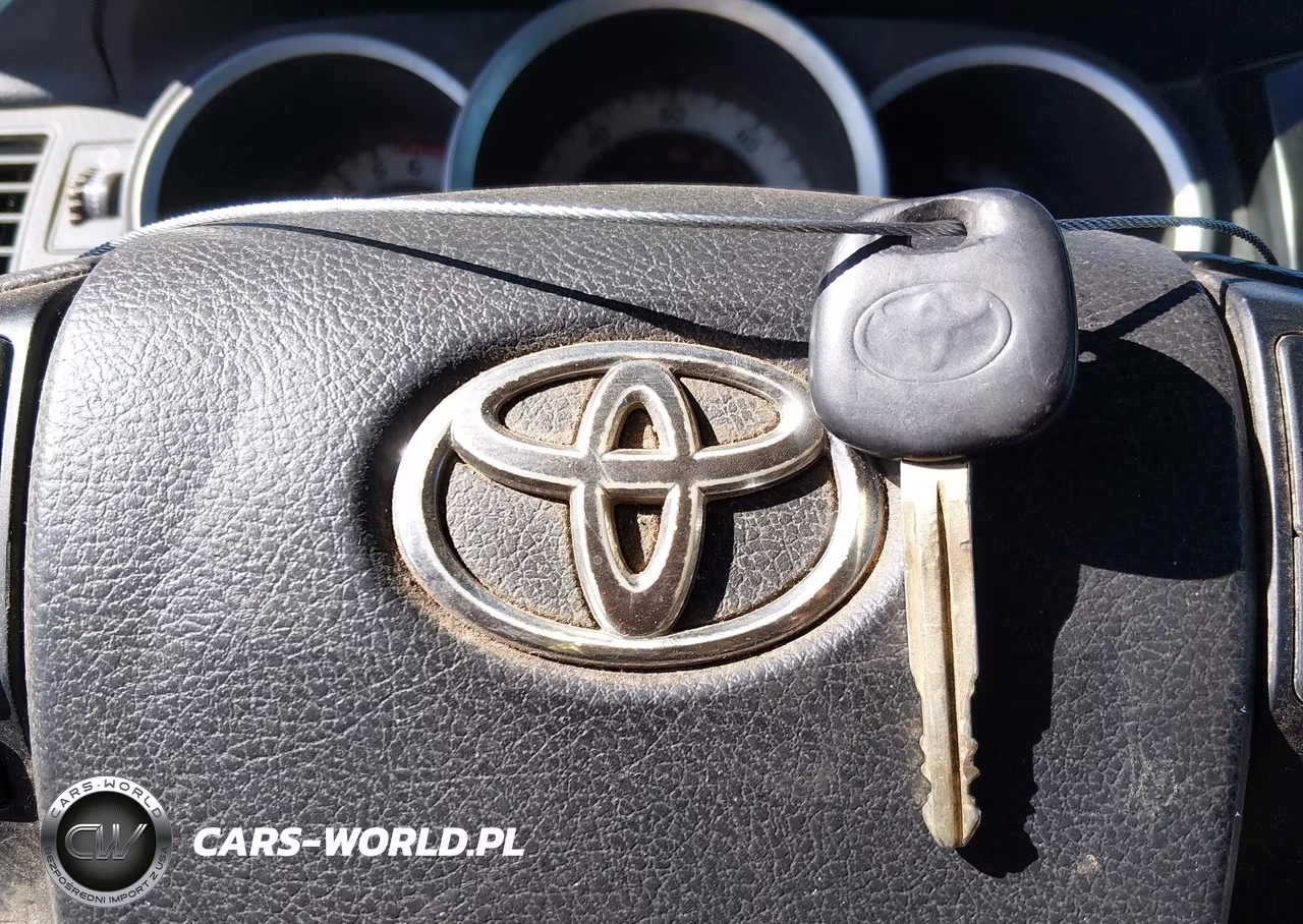 2015 Toyota Tacoma VIN:5TFTX4CN9FX050886 - 11