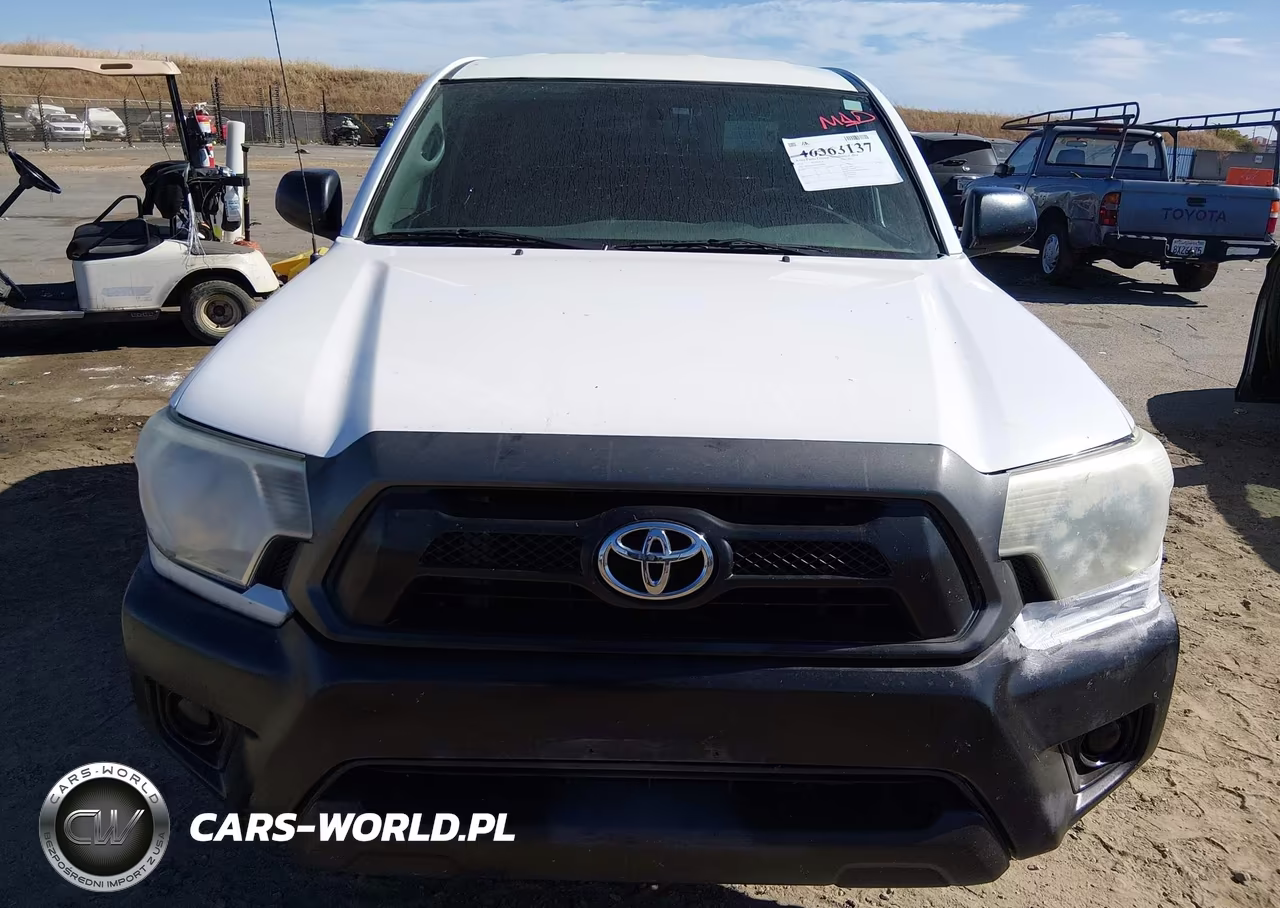 2015 Toyota Tacoma VIN:5TFTX4CN9FX050886 - 12