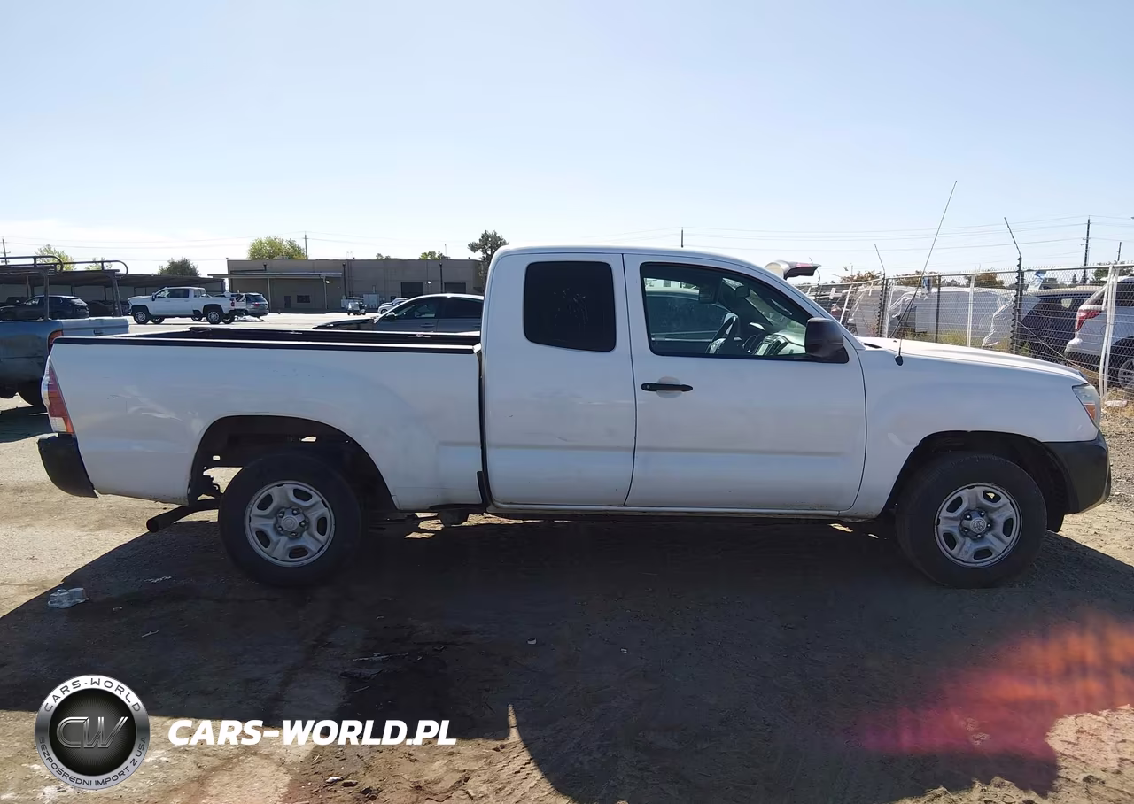 2015 Toyota Tacoma VIN:5TFTX4CN9FX050886 - 13