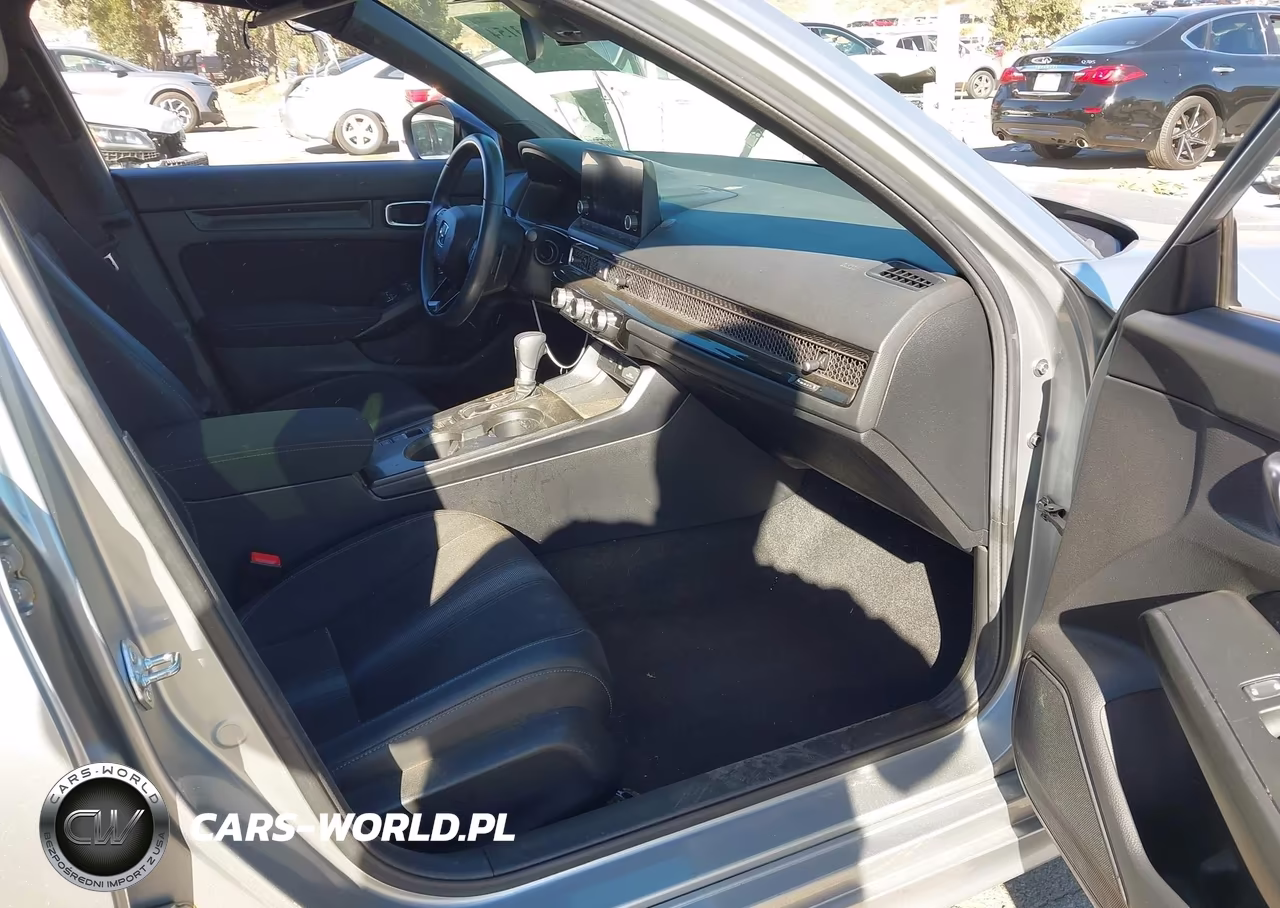 2025 Honda Civic Sport VIN:2HGFE2F5XSH550946 - 5