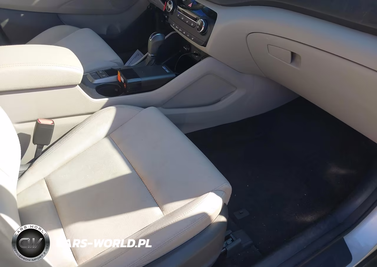 2018 Hyundai Tucson Sel VIN:KM8J3CA40JU750793 - 5