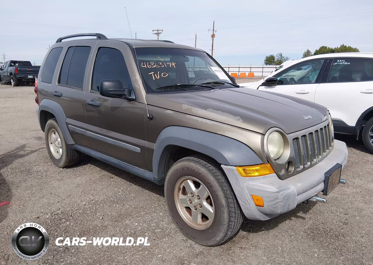 2005 Jeep Liberty Sport VIN:1J4GL48K95W568085 - 1