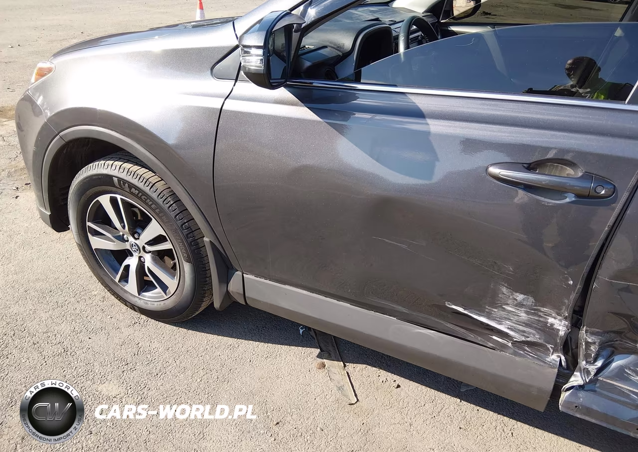 2018 Toyota Rav4 Xle VIN:2T3WFREV8JW483333 - 19