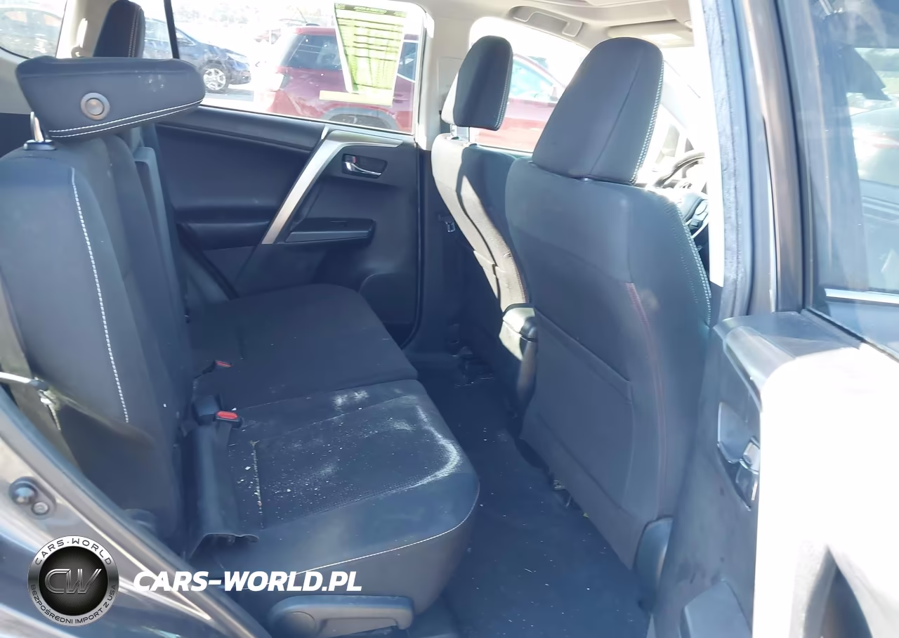 2018 Toyota Rav4 Xle VIN:JTMWFREV3JJ189188 - 8