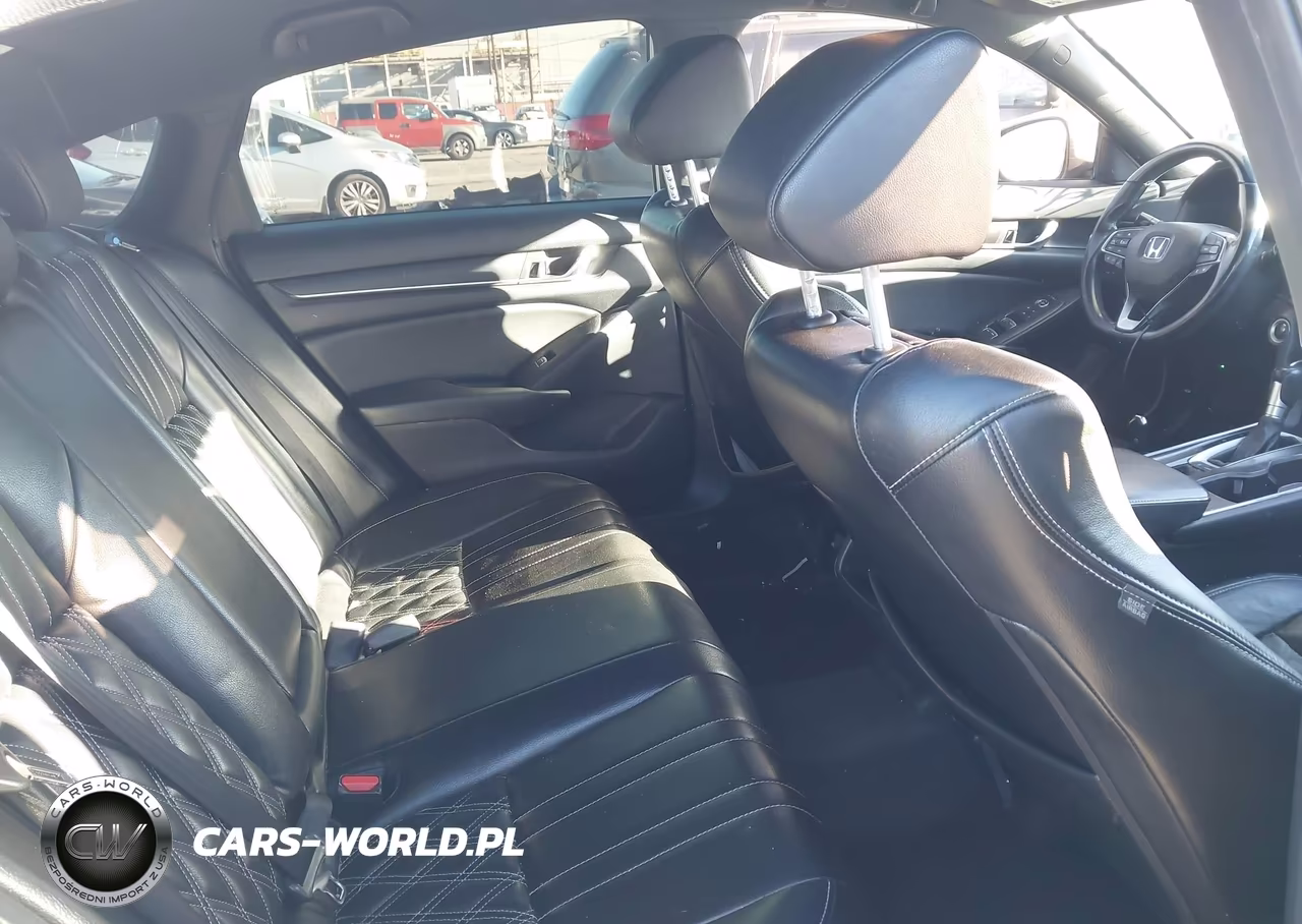2018 Honda Accord Sport VIN:1HGCV1F37JA201901 - 8