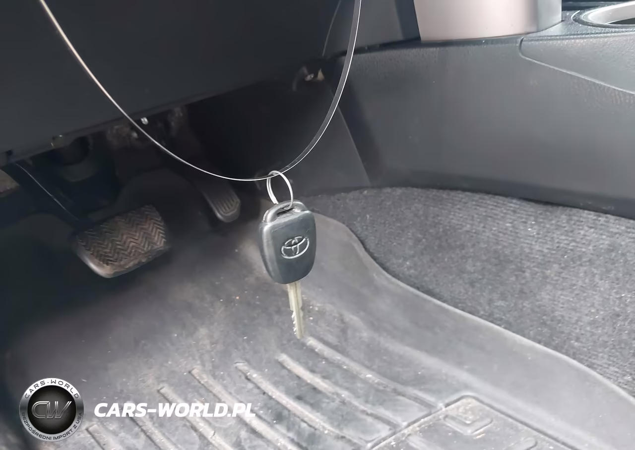 2017 Toyota Rav4 Xle VIN:JTMWFREV9HJ710828 - 11