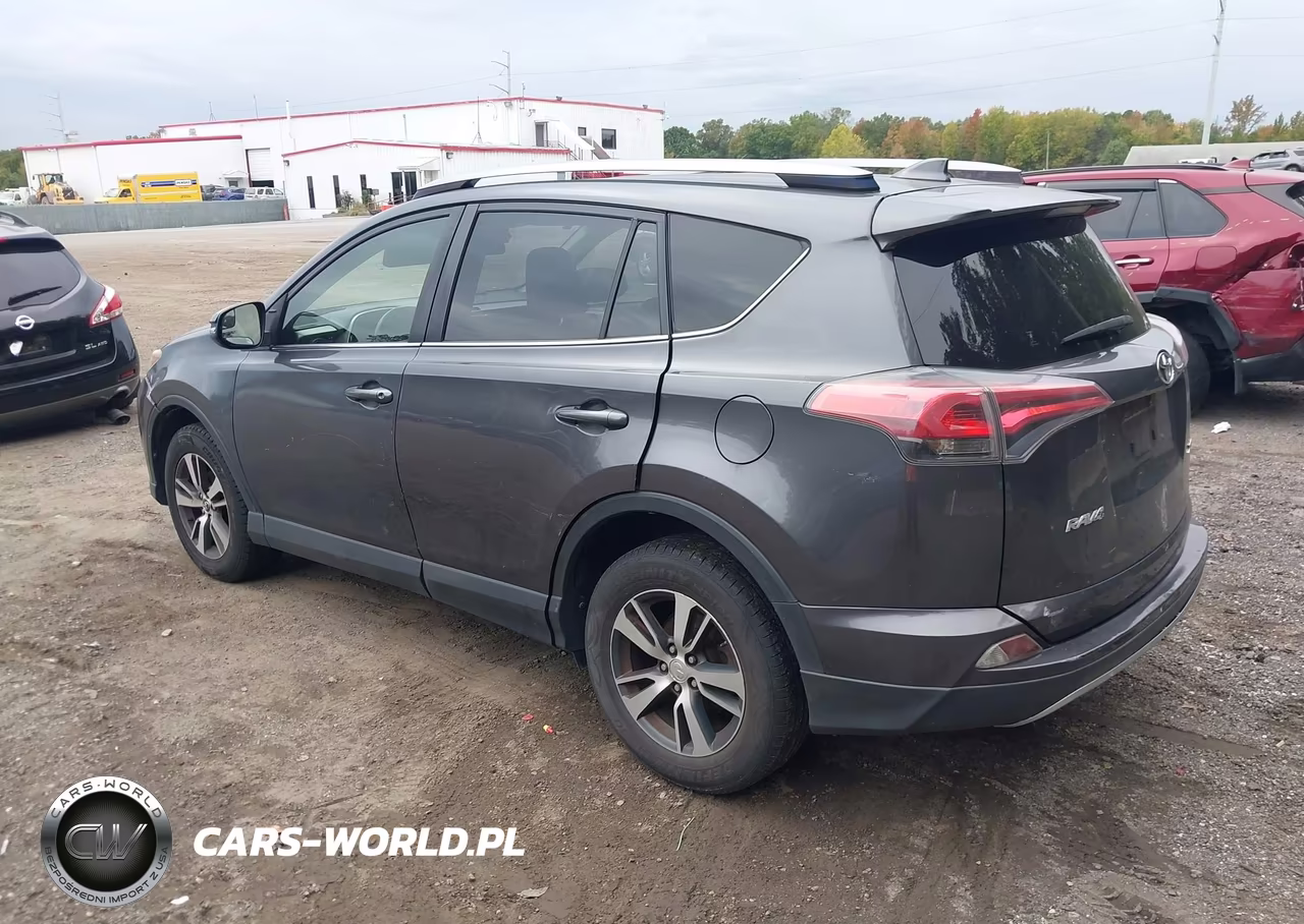 2017 Toyota Rav4 Xle VIN:JTMWFREV9HJ710828 - 3