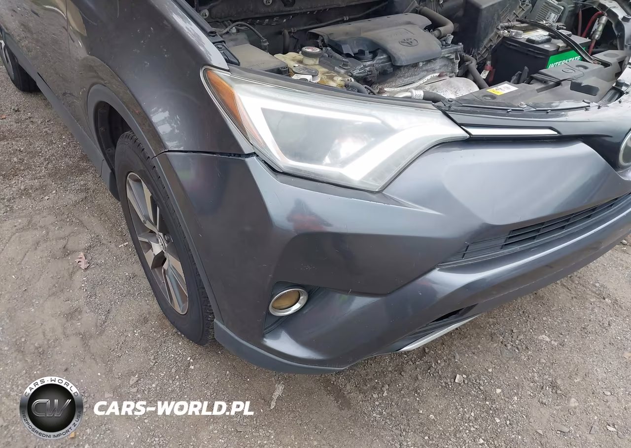 2017 Toyota Rav4 Xle VIN:JTMWFREV9HJ710828 - 6