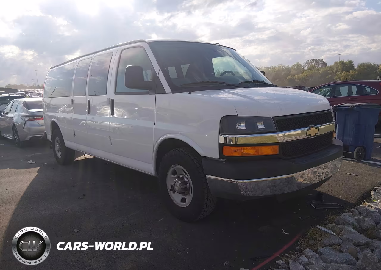 2015 Chevrolet Express 3500 Lt