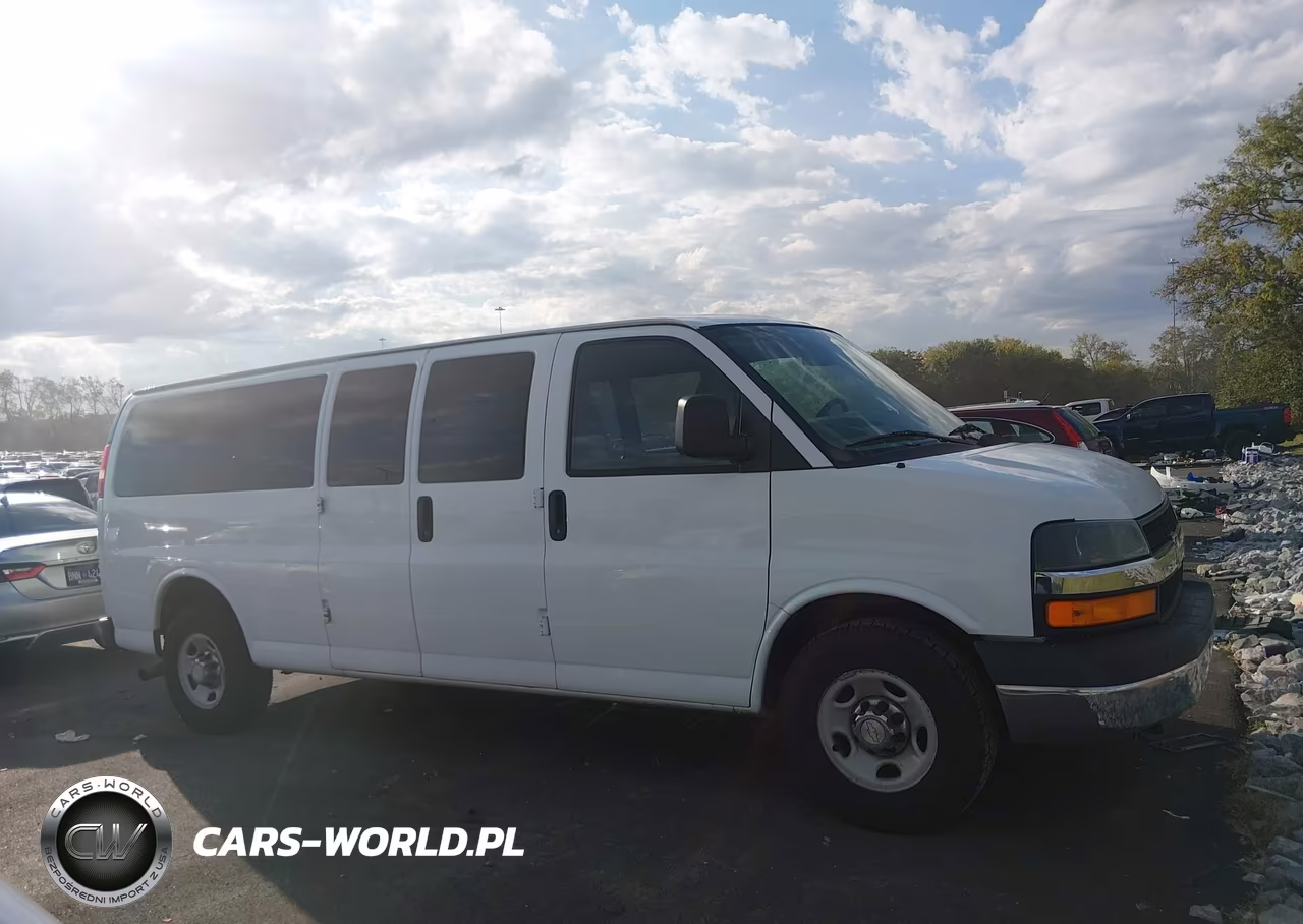 2015 Chevrolet Express 3500 Lt VIN:1GAZG1FG9F1198814 - 12
