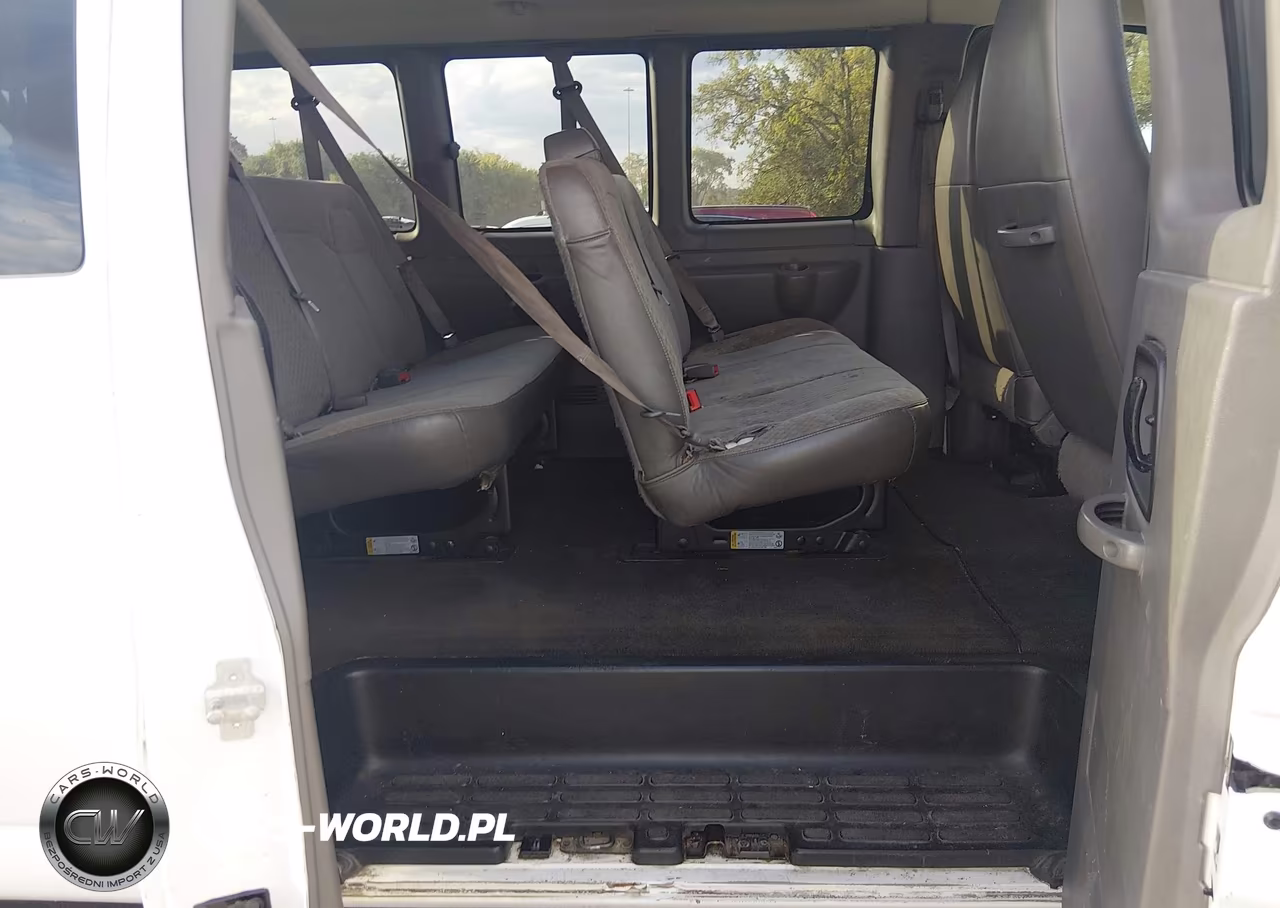 2015 Chevrolet Express 3500 Lt VIN:1GAZG1FG9F1198814 - 8