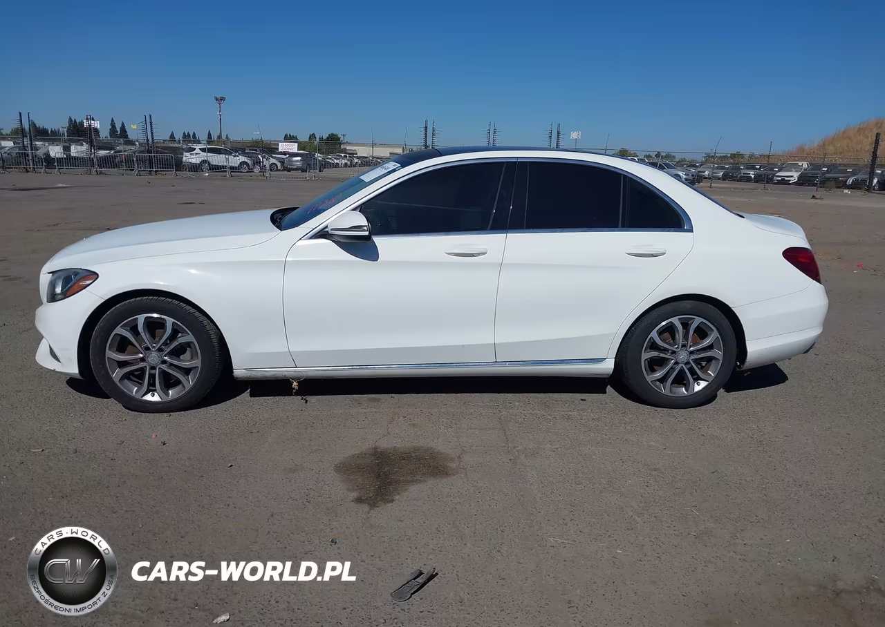 2016 Mercedes-Benz C 300 VIN:55SWF4JB9GU177057 - 14