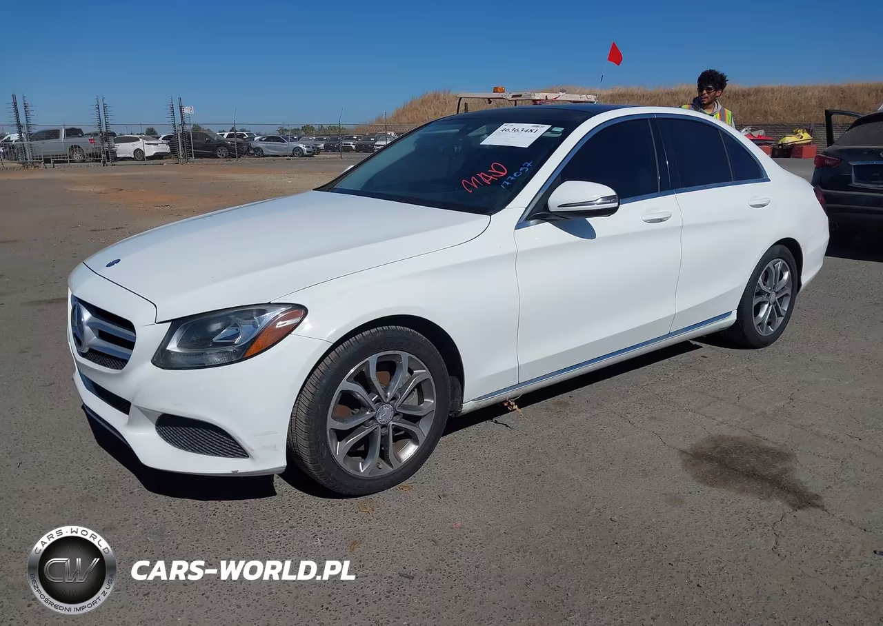 2016 Mercedes-Benz C 300 VIN:55SWF4JB9GU177057 - 2