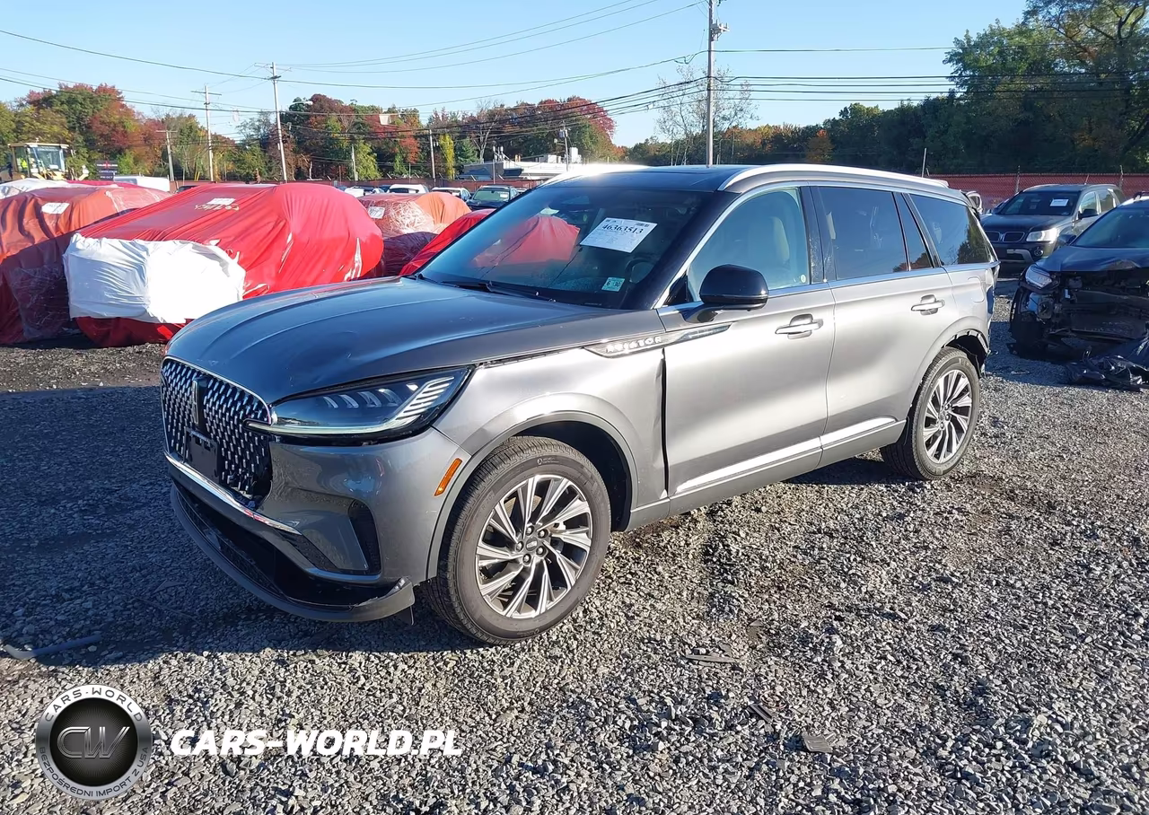2025 Lincoln Aviator Premiere VIN:5LM5J6XCXSGL10942 - 2