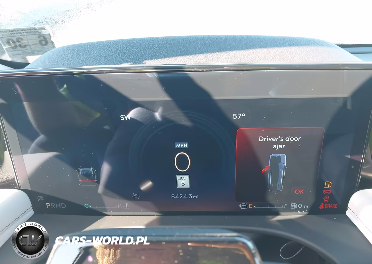 2025 Lincoln Aviator Premiere VIN:5LM5J6XCXSGL10942 - 7