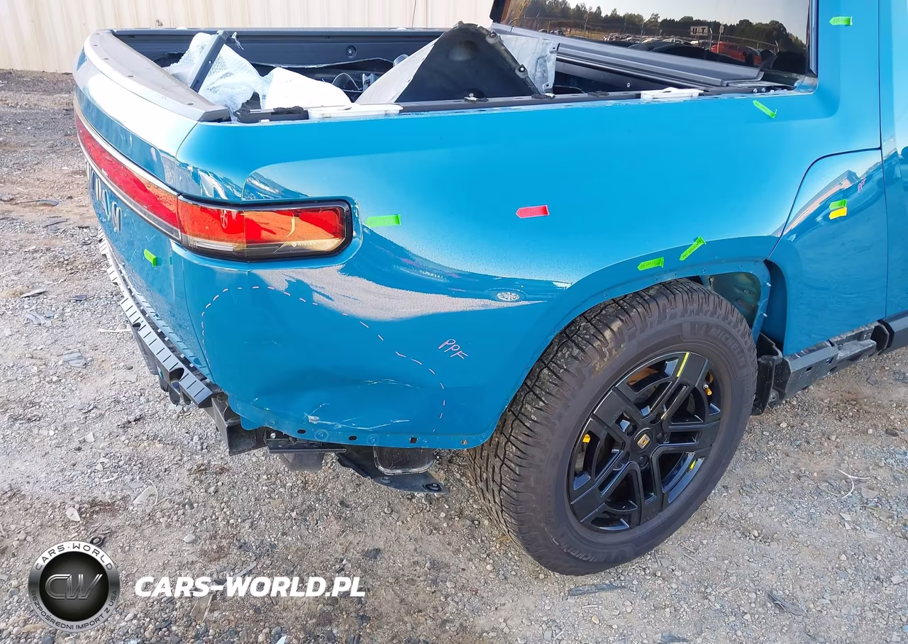 2022 Rivian R1T Adventure VIN:7FCTGAAA3NN015425 - 19