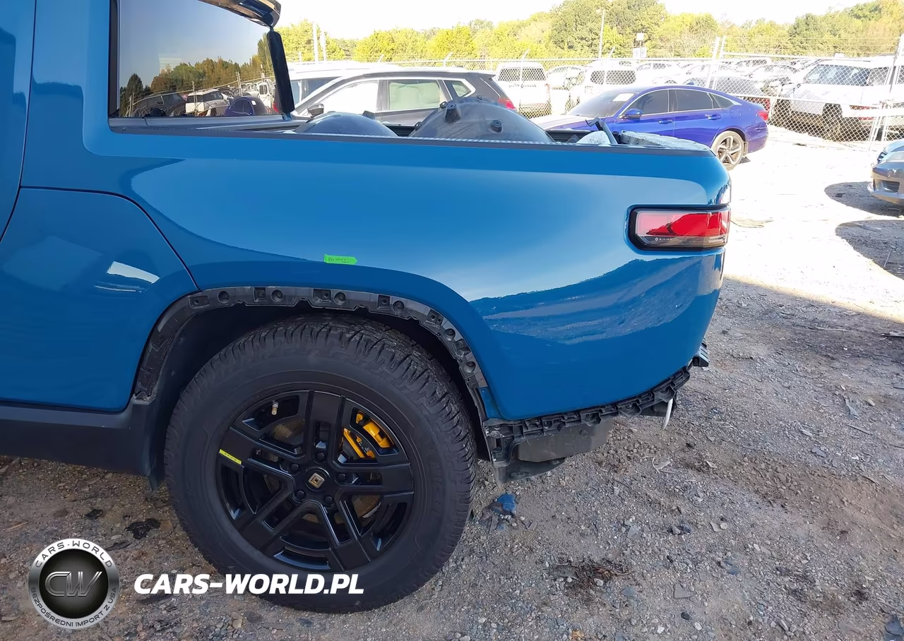 2022 Rivian R1T Adventure VIN:7FCTGAAA3NN015425 - 20