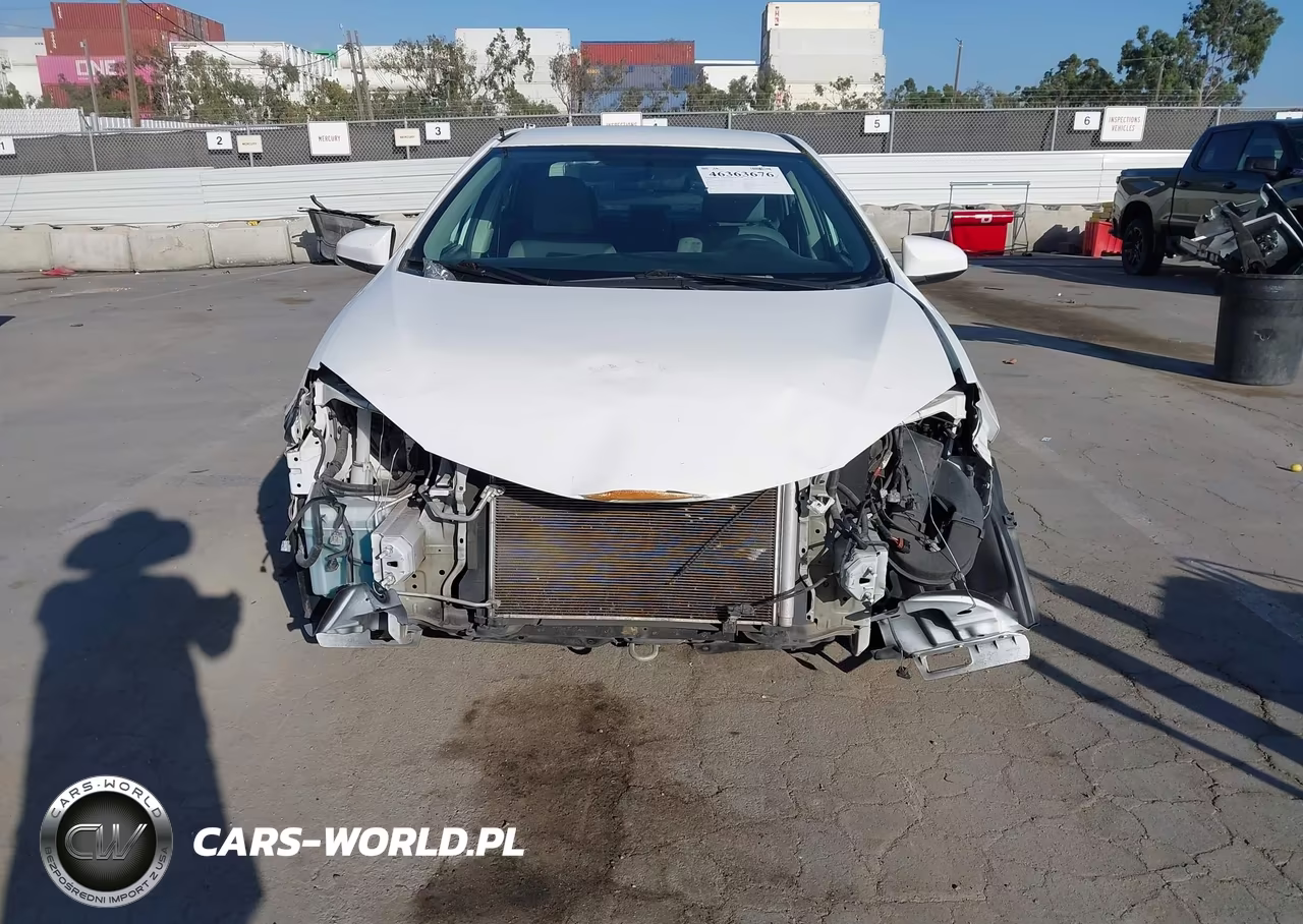 2014 Toyota Corolla Le Plus VIN:5YFBURHE4EP072589 - 13