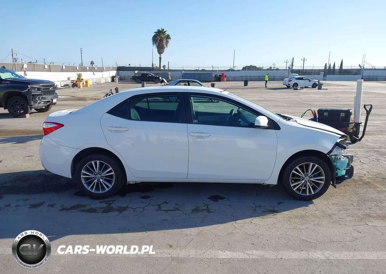 2014 Toyota Corolla Le Plus VIN:5YFBURHE4EP072589 - 14